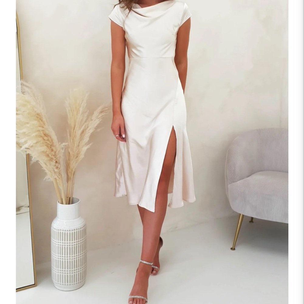 Oh hello clothing Ranela twist back midi champagne dress